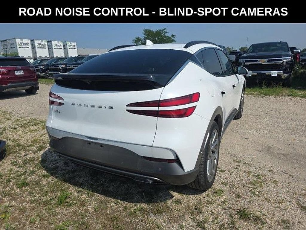 Used 2023 Genesis GV60 Advanced AWD/4WD image 2