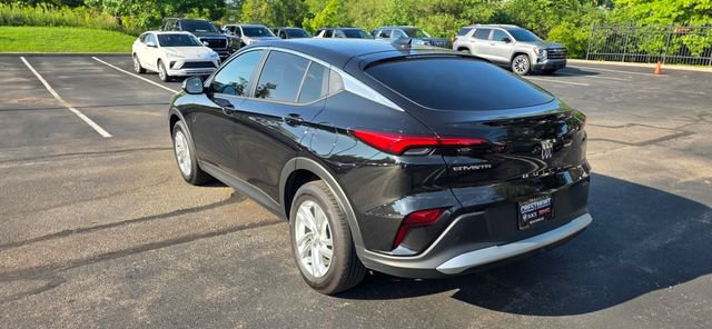 Used 2025 Buick Envista Preferred FWD image 2