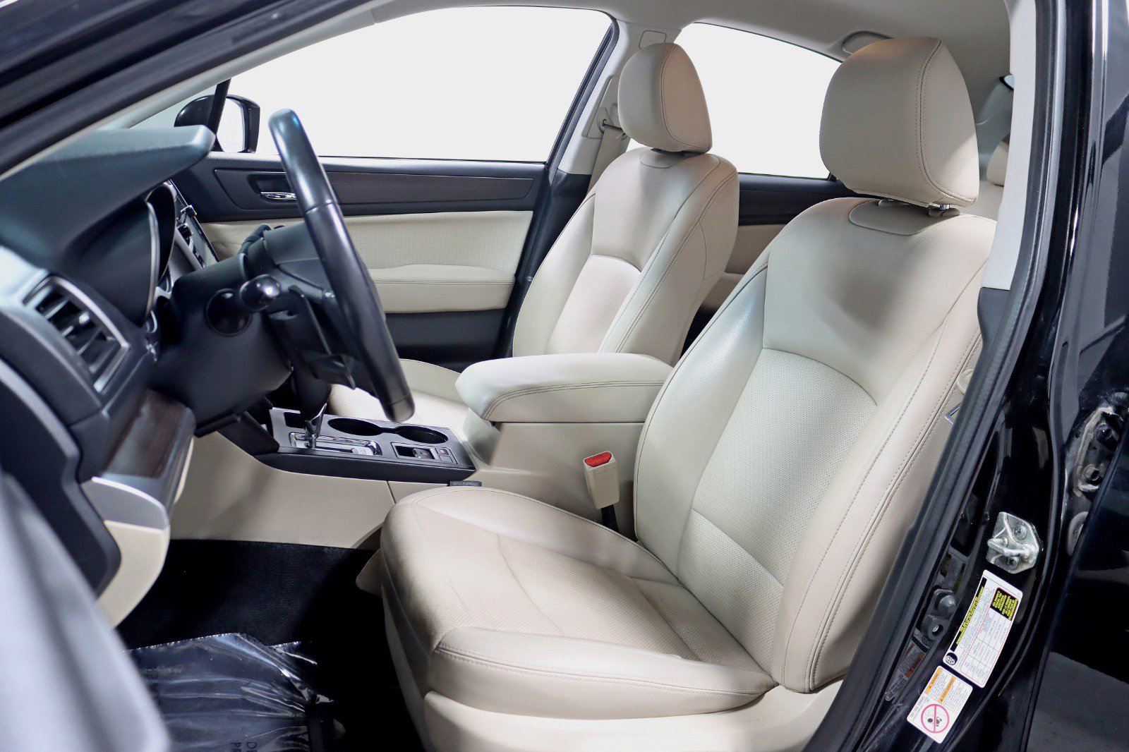 Used 2015 Subaru Legacy 2.5i Limited AWD/4WD image 23