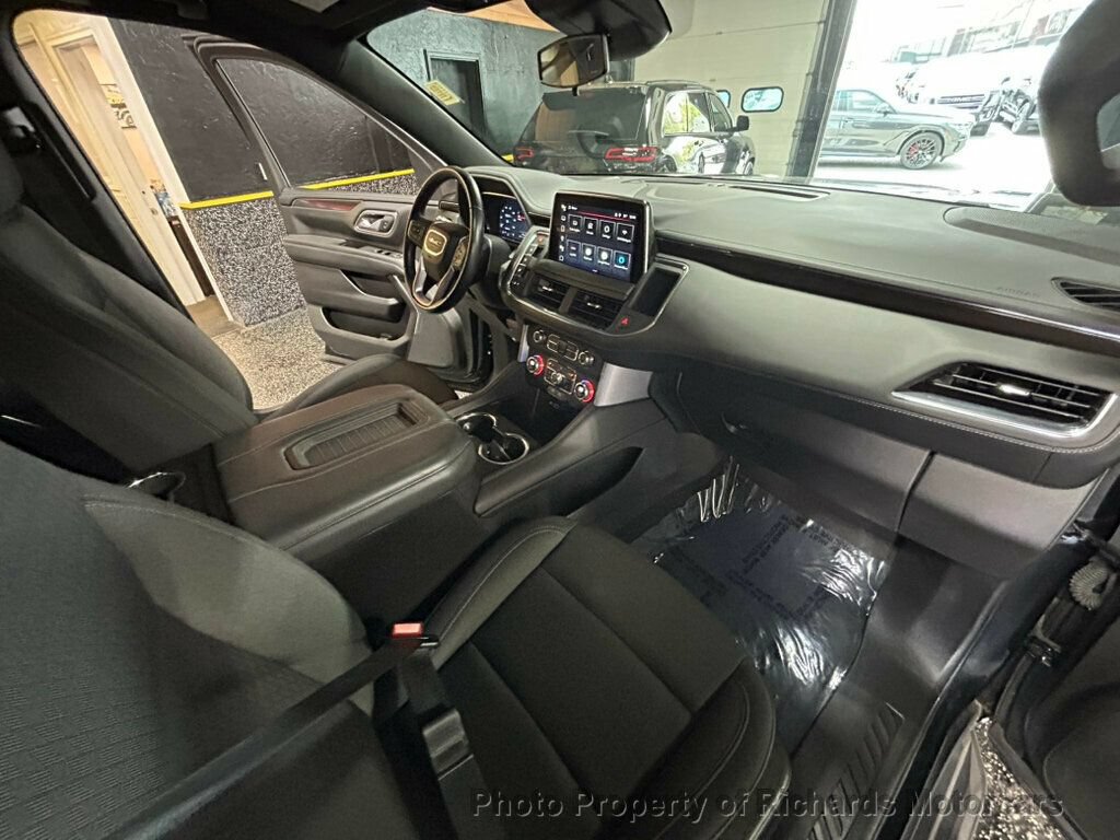 Used 2023 GMC Yukon SLE w/ Gmc Pro Safety Plus Package AWD/4WD image 22