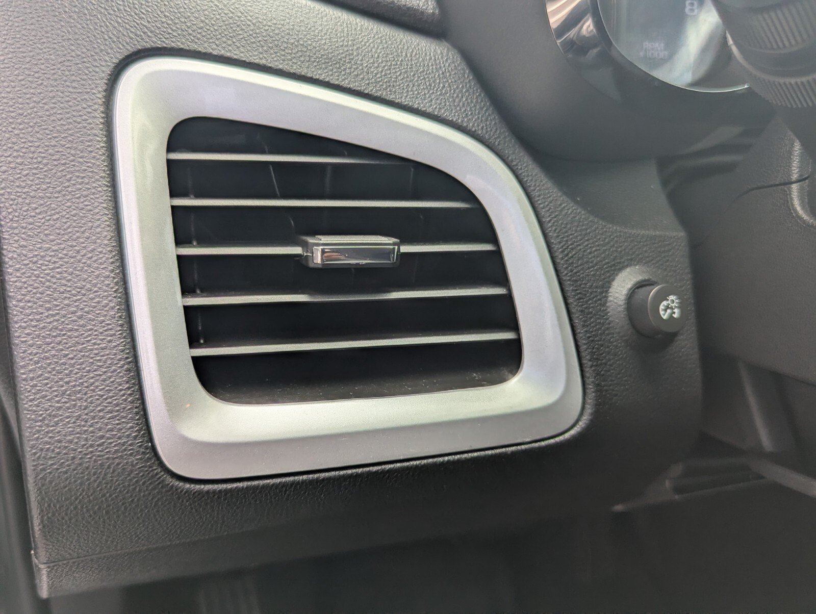 Used 2015 GMC Terrain SLT FWD image 12