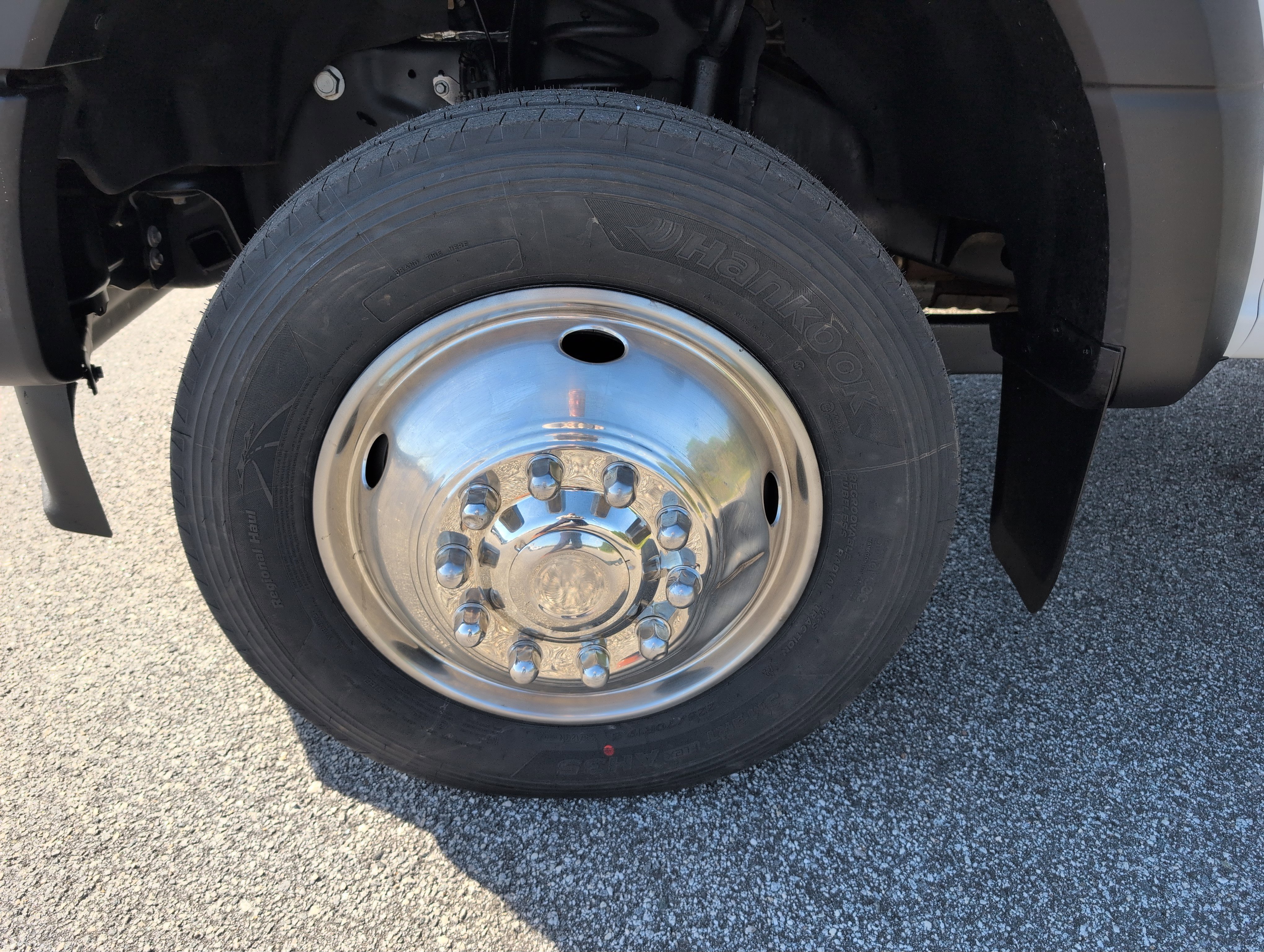 Used 2021 Ford F550 4x4 Crew Cab Super Duty w/ Power Equipment Group image 2