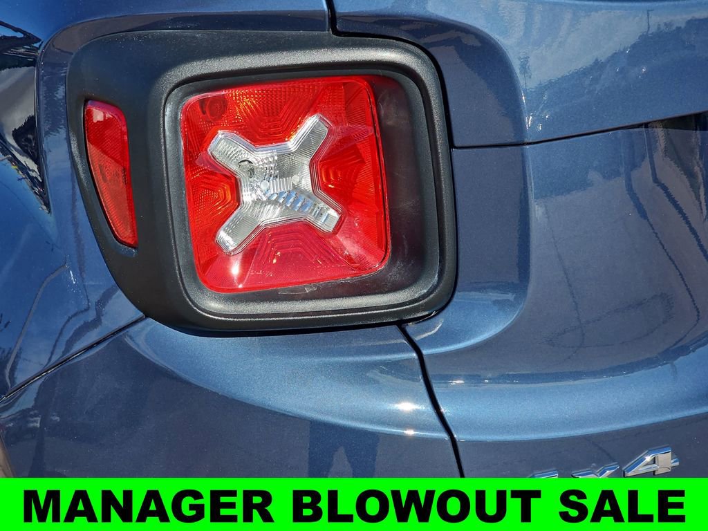 Used 2021 Jeep Renegade Sport w/ Sport Appearance Group AWD/4WD image 39