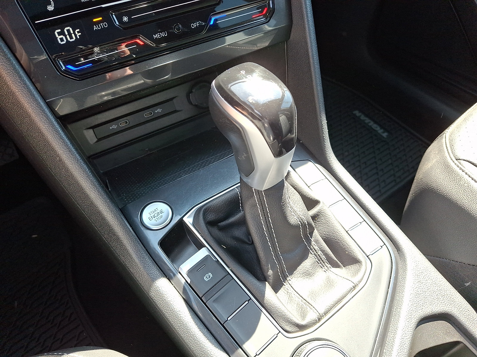 Used 2022 Volkswagen Tiguan SE AWD/4WD image 23