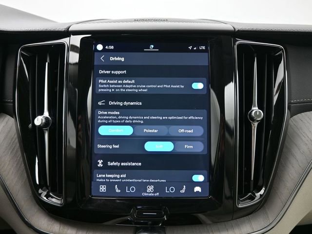 Used 2023 Volvo XC60 B5 Ultimate image 14