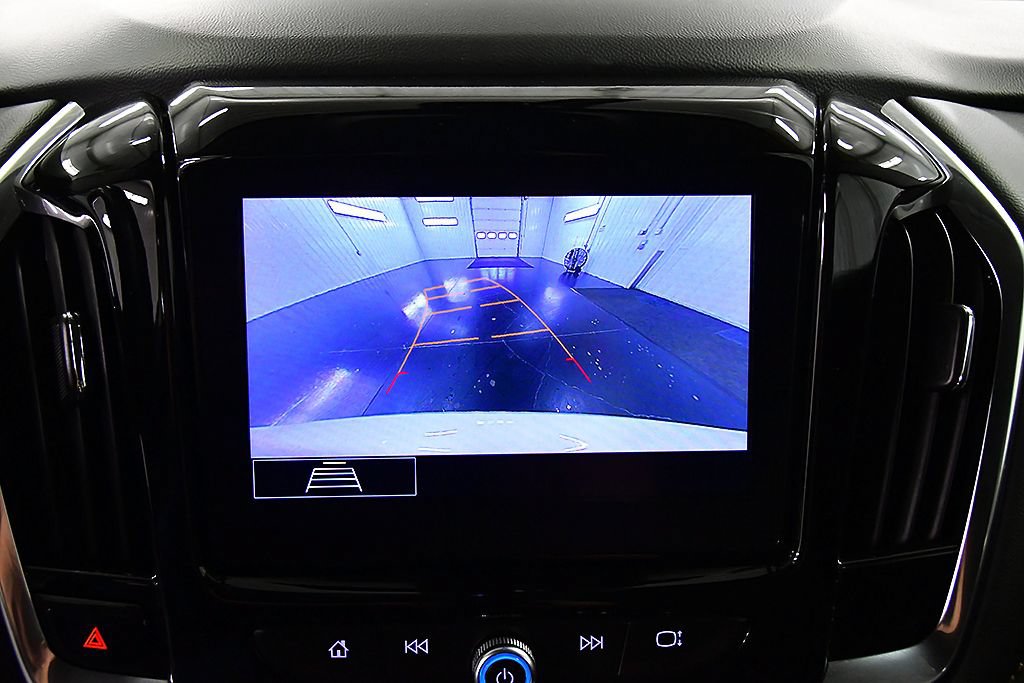 Used 2021 Chevrolet Traverse LT AWD/4WD image 24