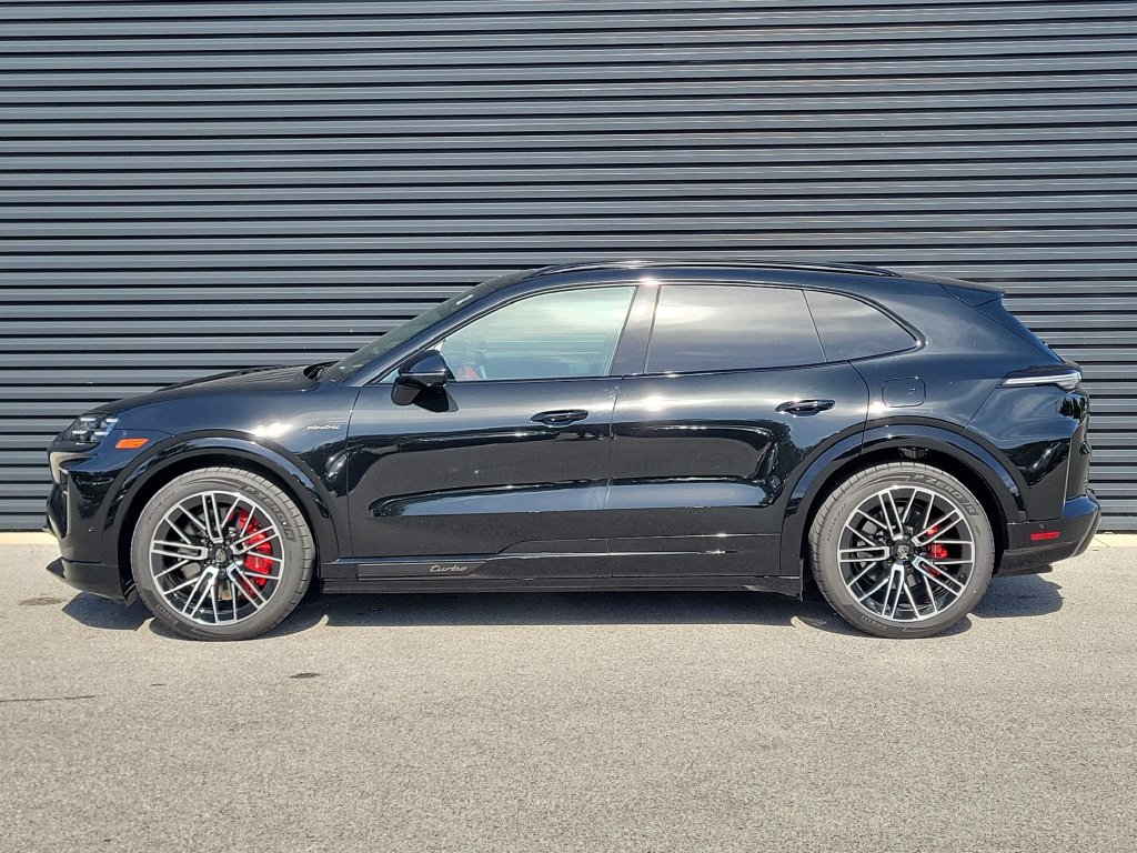 New 2026 Porsche Cayenne Turbo AWD/4WD image 2