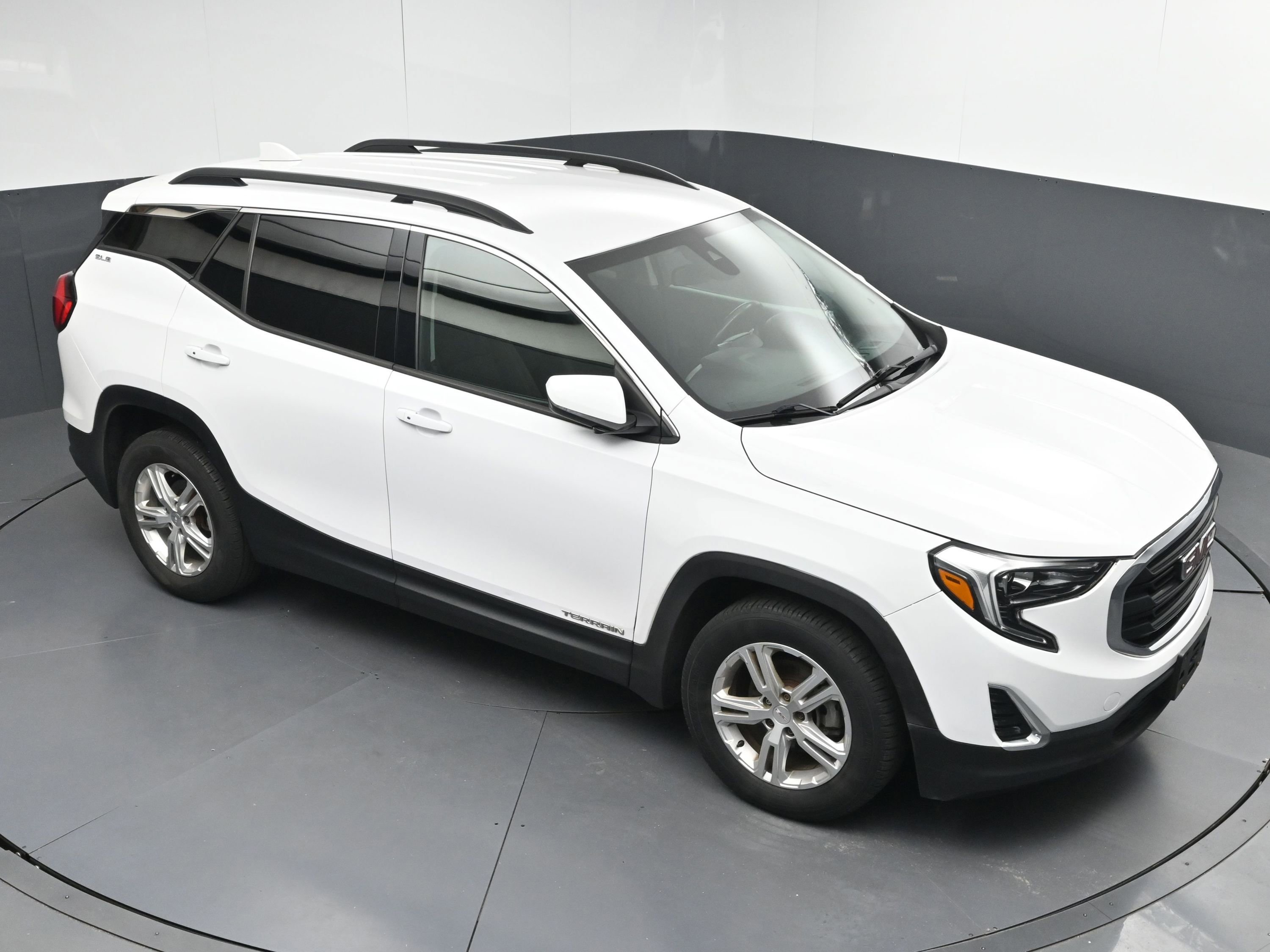 Used 2020 GMC Terrain SLE w/ Driver Convenience Package image 33