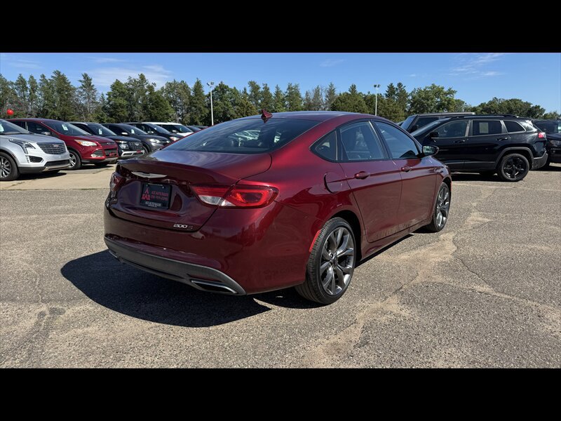 Used 2015 Chrysler 200 S w/ Navigation & Sound Group I FWD image 5