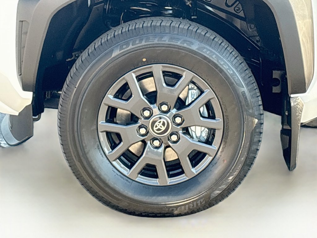 New 2026 Toyota 4Runner SR5 AWD/4WD image 29