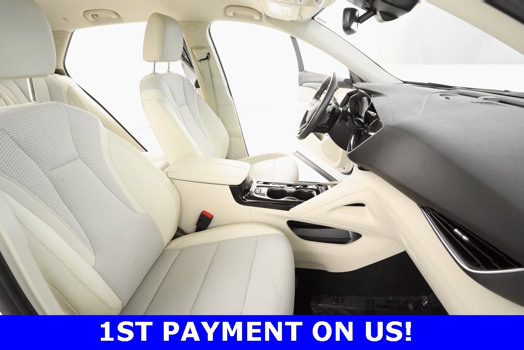 Used 2023 Buick Envision Preferred image 12