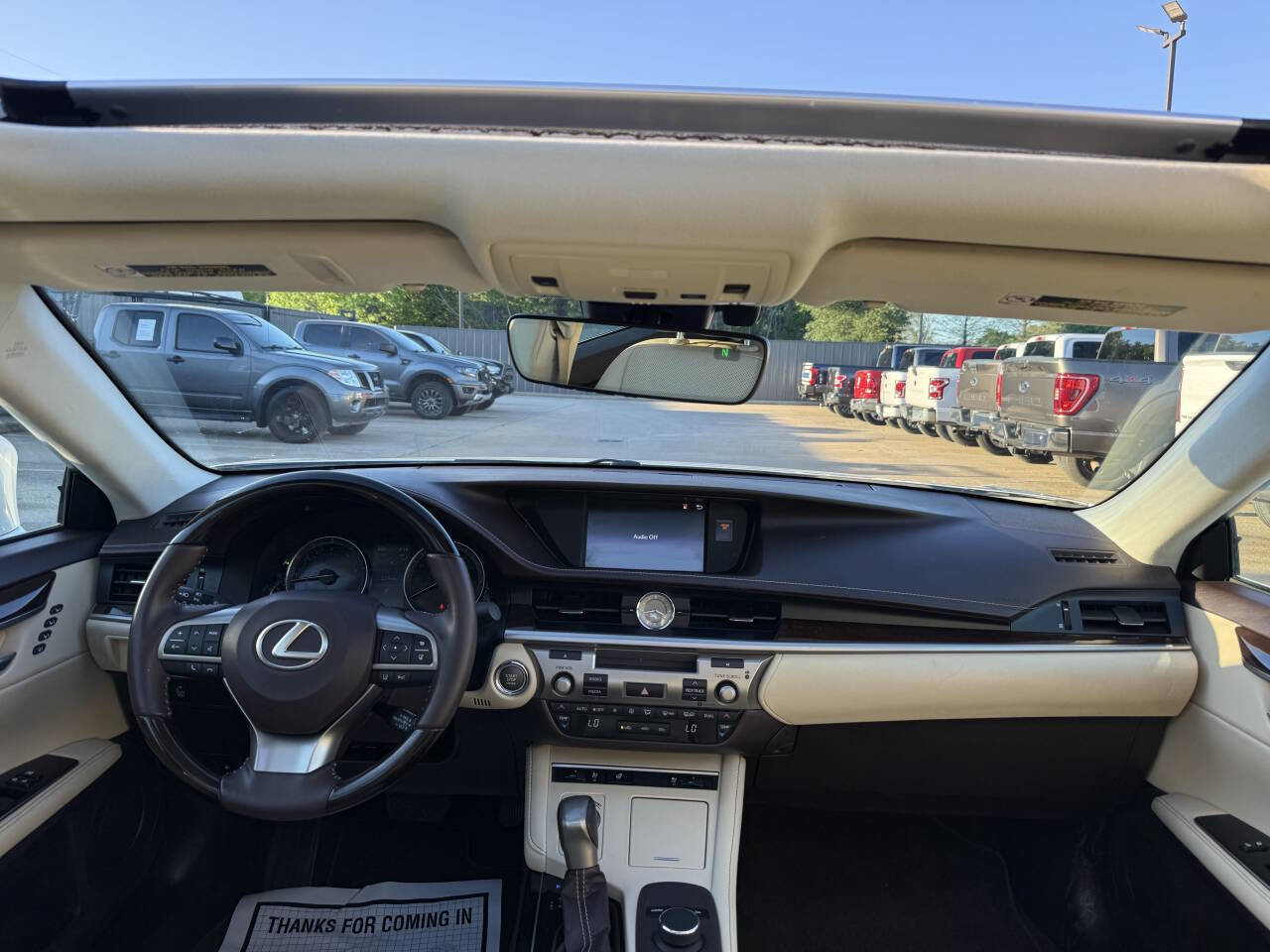 Used 2018 Lexus ES 350 w/ Premier Package FWD image 17