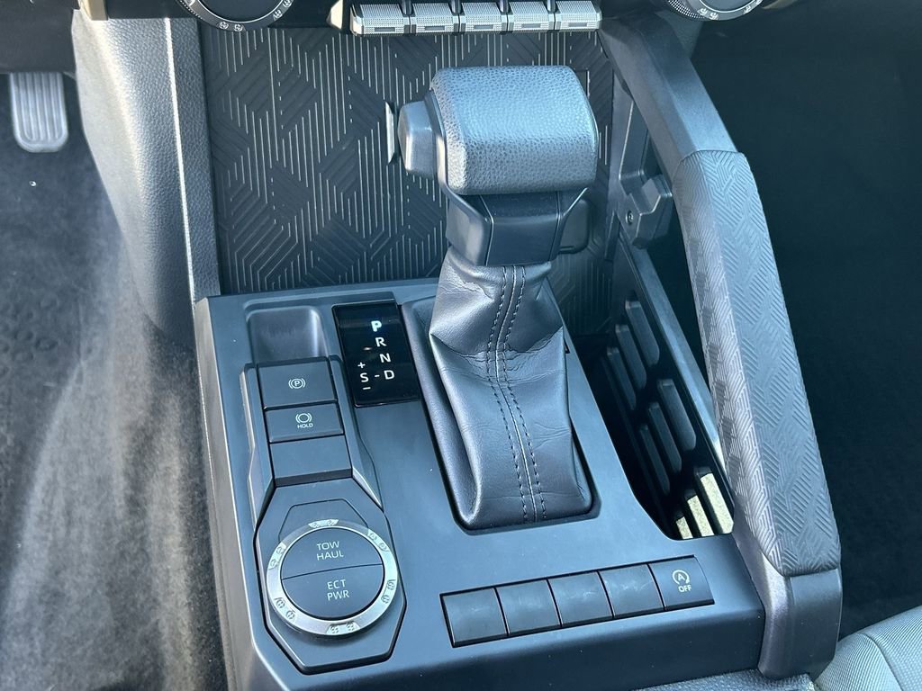 Used 2025 Toyota Tacoma SR5 image 16