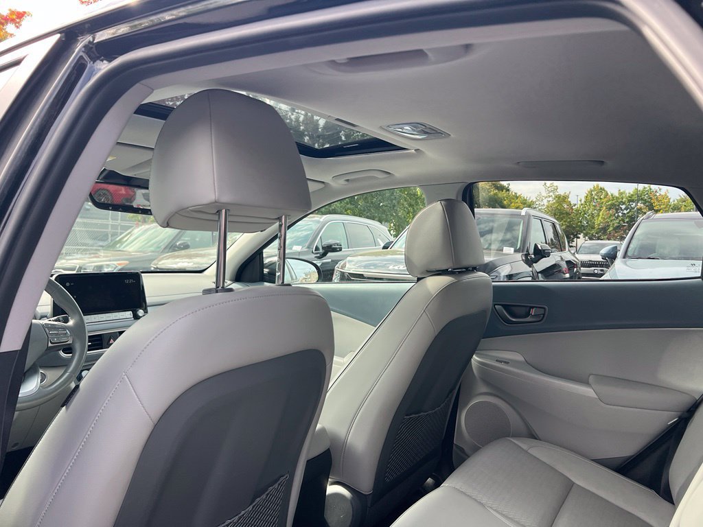 Used 2021 Hyundai Kona Ultimate w/ Cargo Package FWD image 13