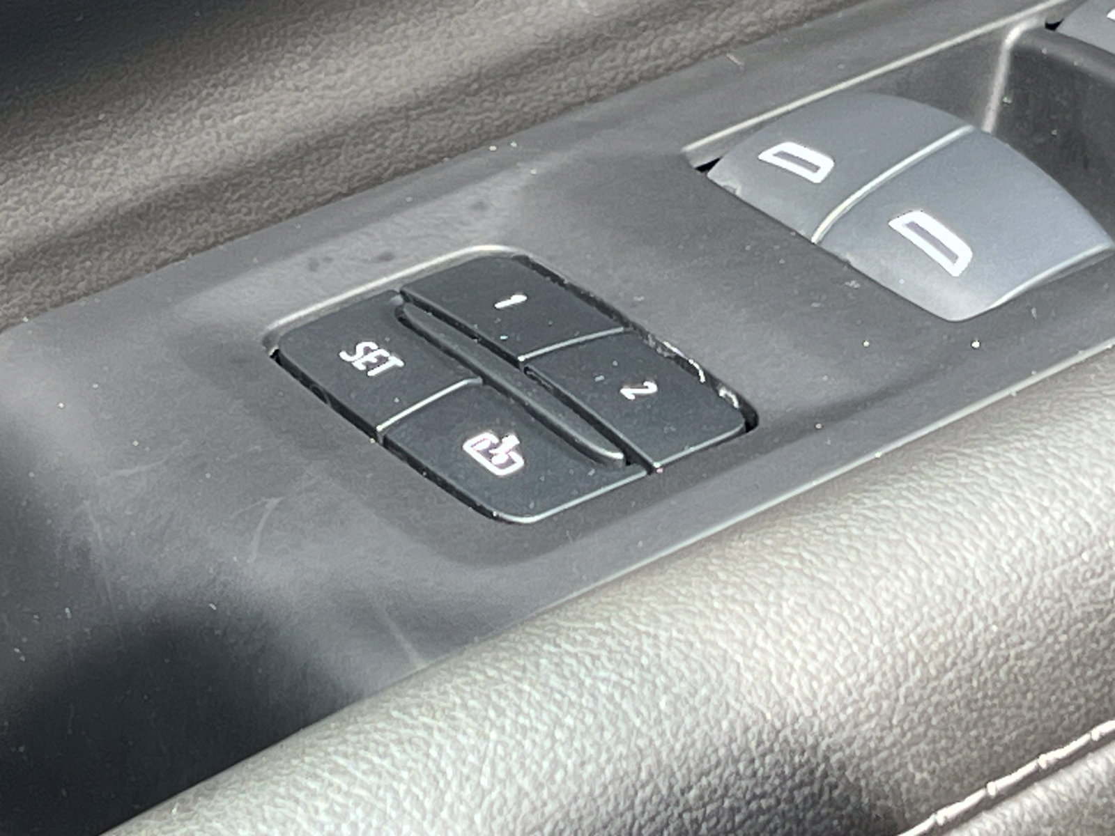 Certified 2024 Chevrolet Suburban Z71 w/ Off-Road Capability Package AWD/4WD image 24