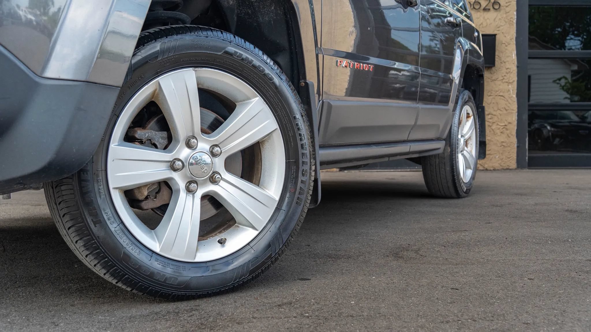 Used 2015 Jeep Patriot Limited w/ Sun/Sound Group AWD/4WD image 10