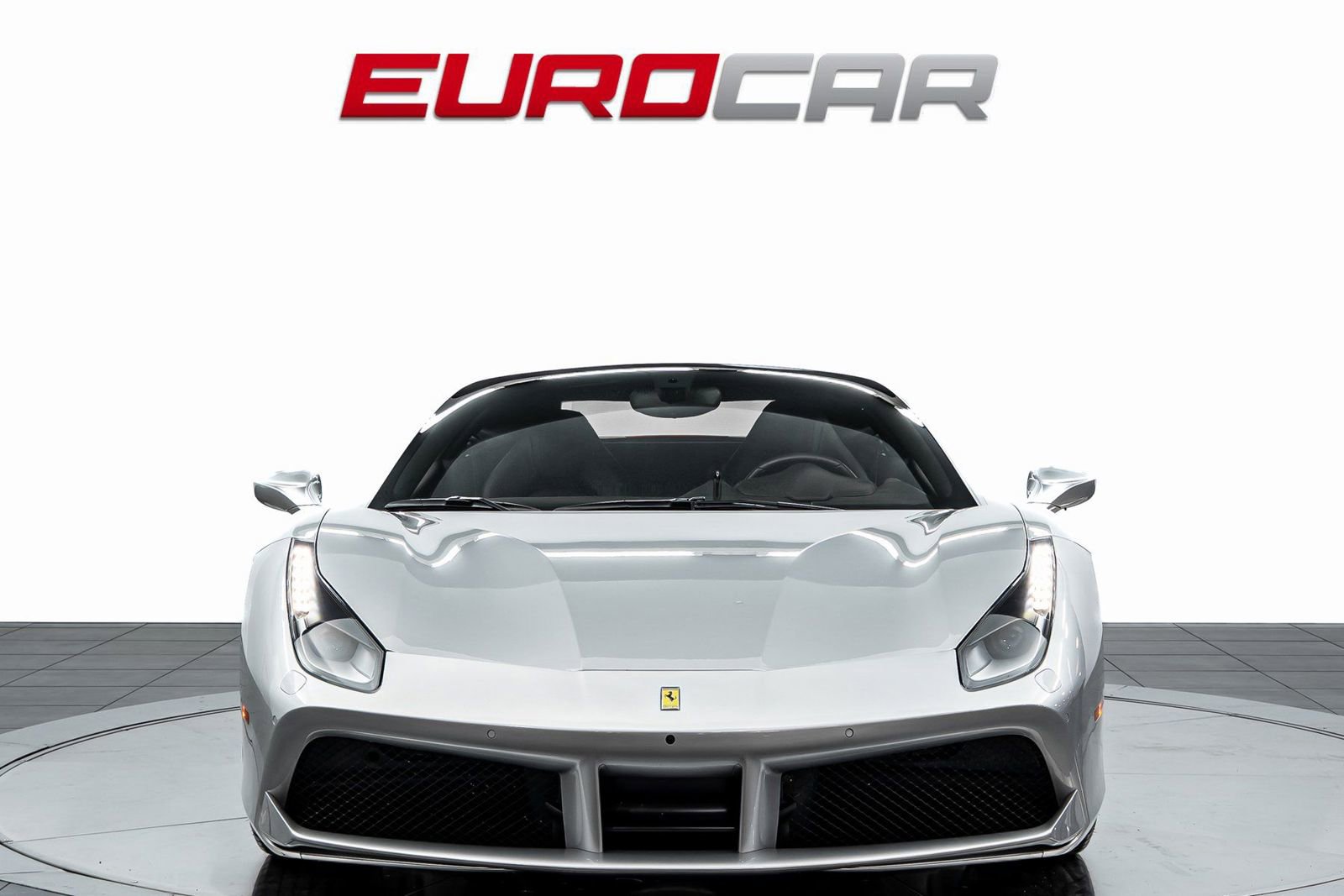Used 2016 Ferrari 488 GTB image 8