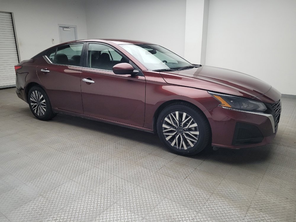Used 2023 Nissan Altima 2.5 SV image 11