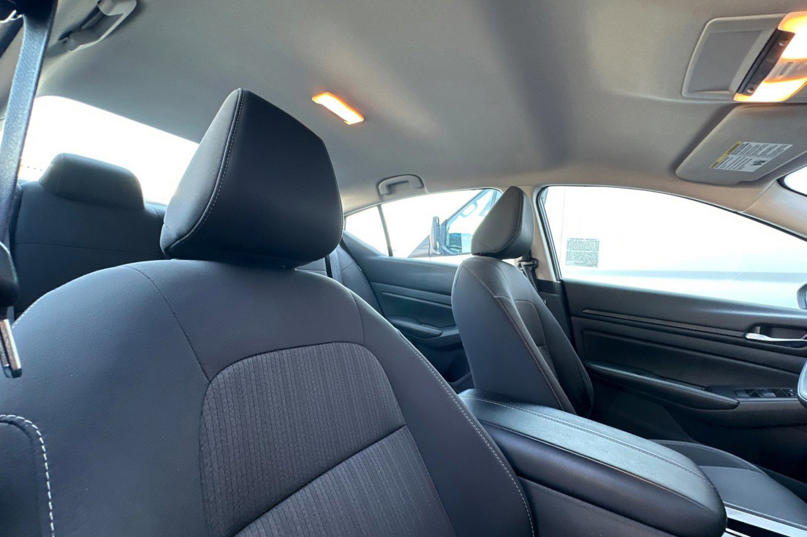 Used 2024 Nissan Altima 2.5 SV image 16