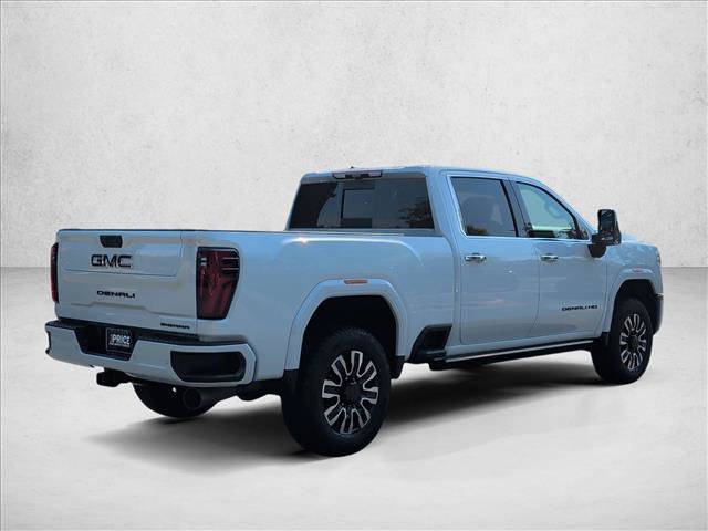 Used 2026 GMC Sierra 2500 Denali Ultimate w/ LPO, Black Badging Package AWD/4WD image 5
