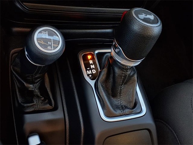 Used 2022 Jeep Wrangler Willys image 18