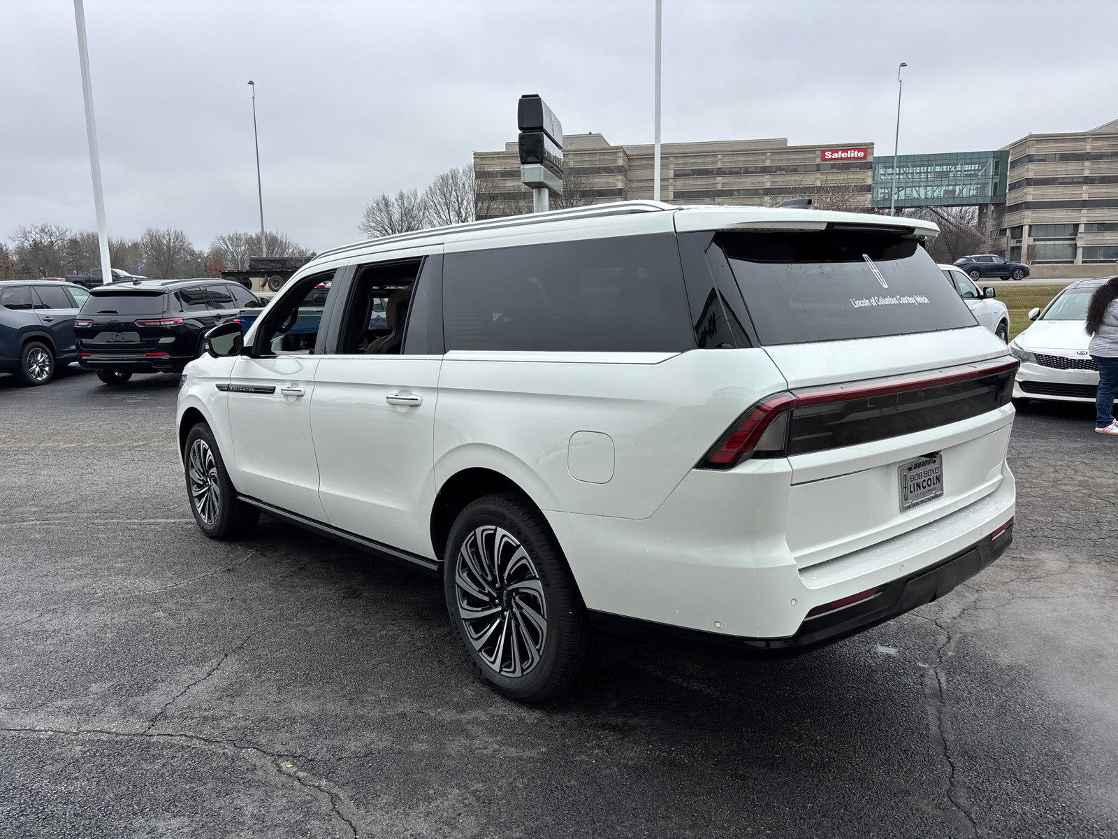 New 2025 Lincoln Navigator L Black Label image 5