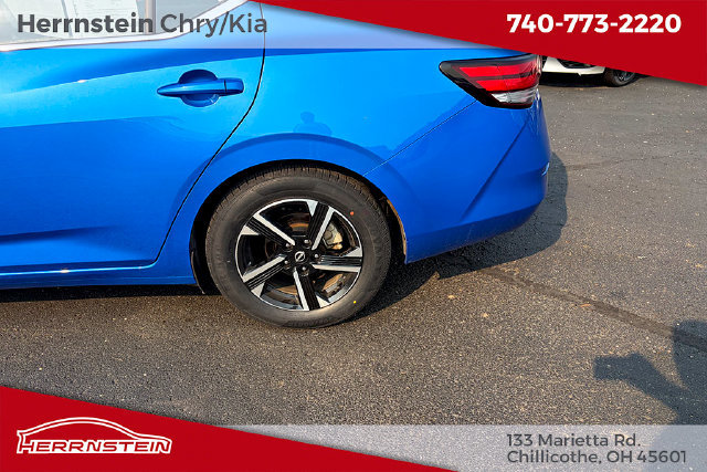 Used 2025 Nissan Sentra SV FWD image 22