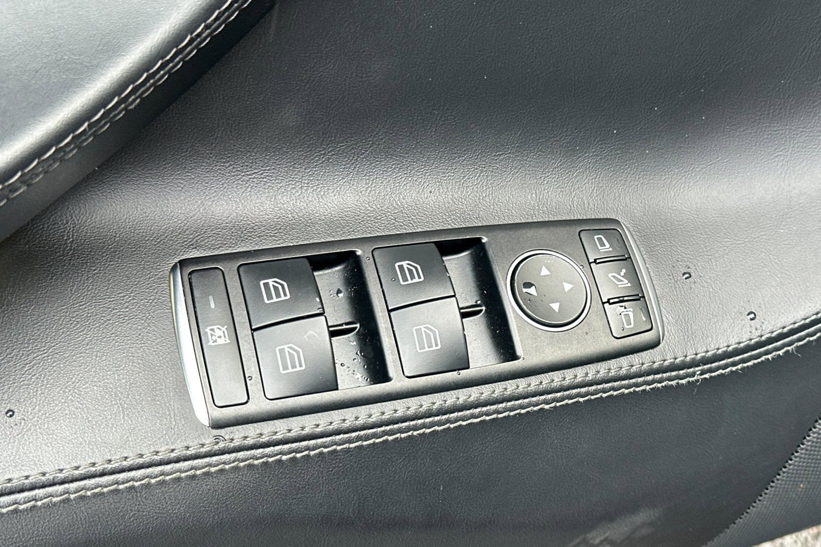 Used 2018 Tesla Model S 75D image 11