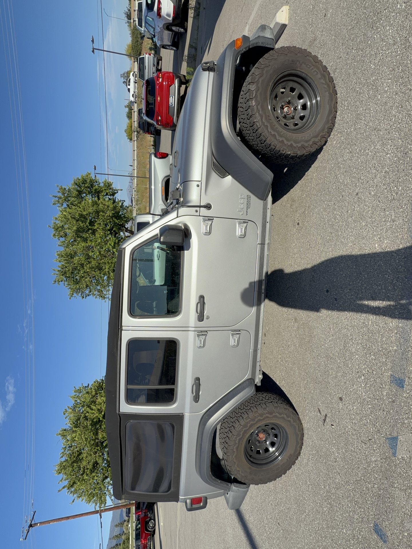 Used 2018 Jeep Wrangler Unlimited Sport S AWD/4WD image 3