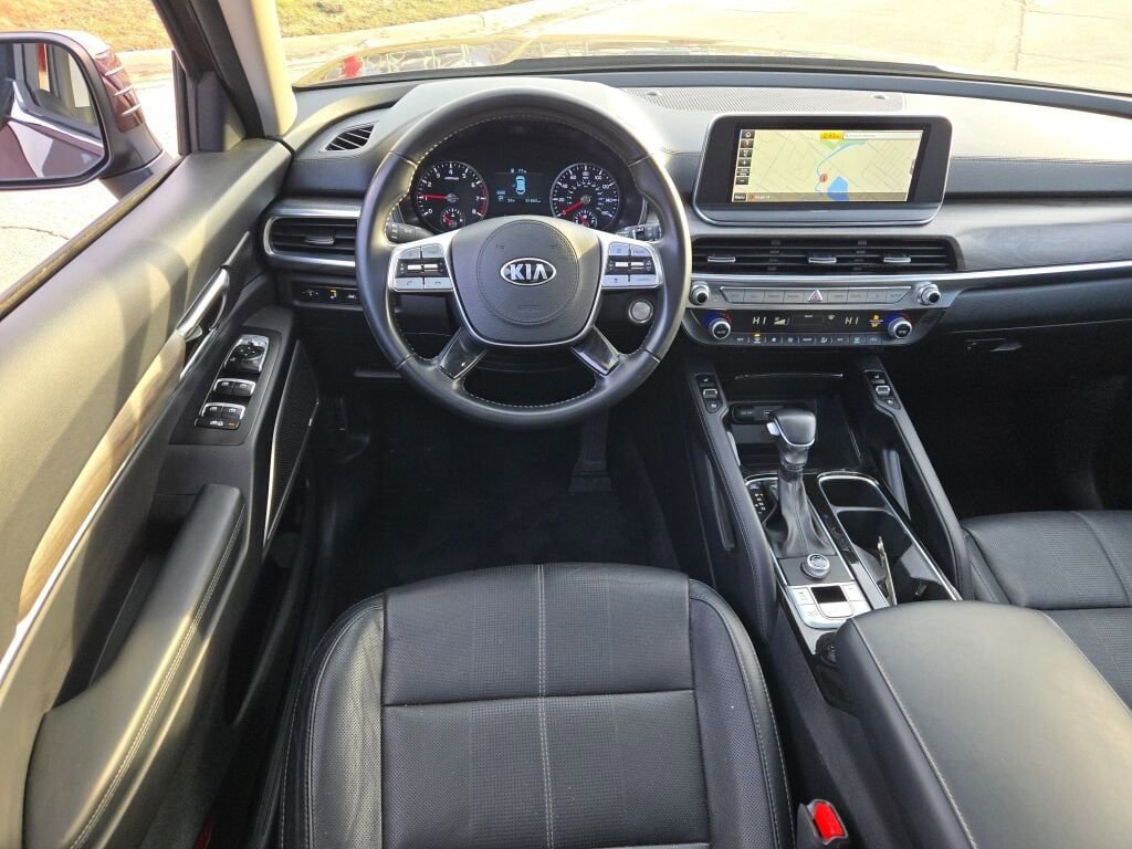 Used 2020 Kia Telluride EX image 19