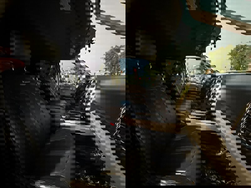 Used 2015 Ford F150 XLT image 41