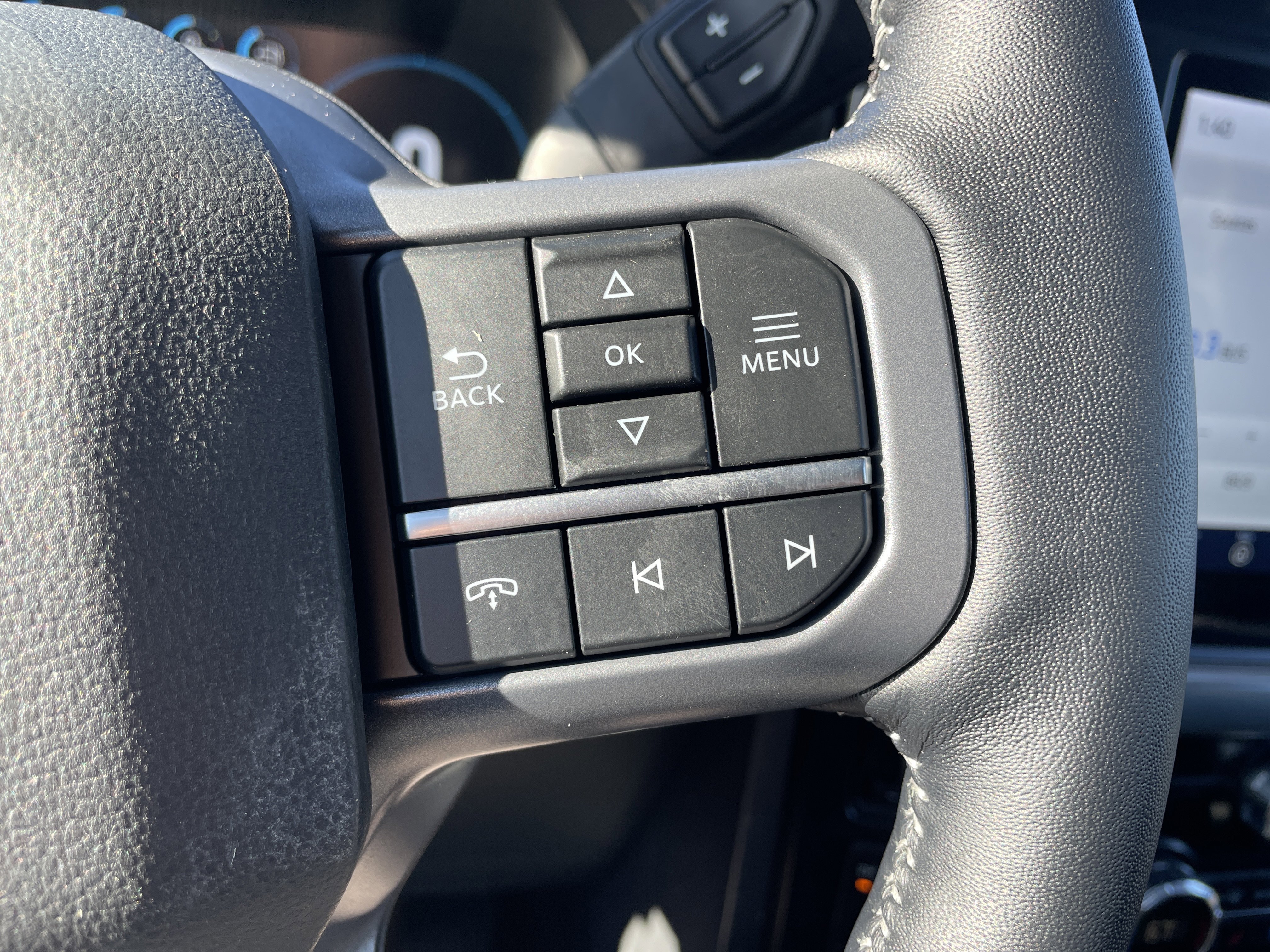 Used 2021 Ford F150 Lariat image 34