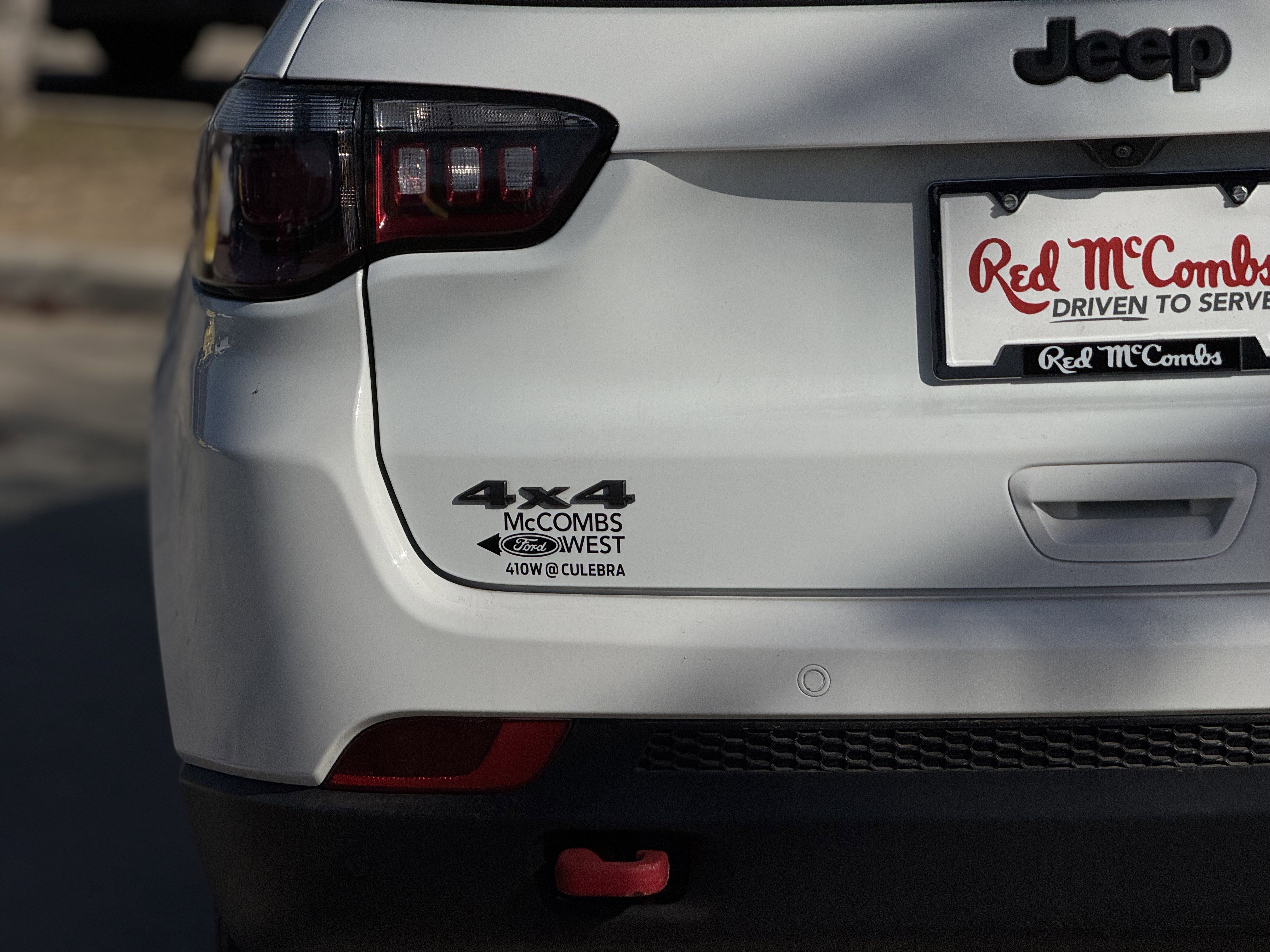 Used 2024 Jeep Compass Trailhawk image 7