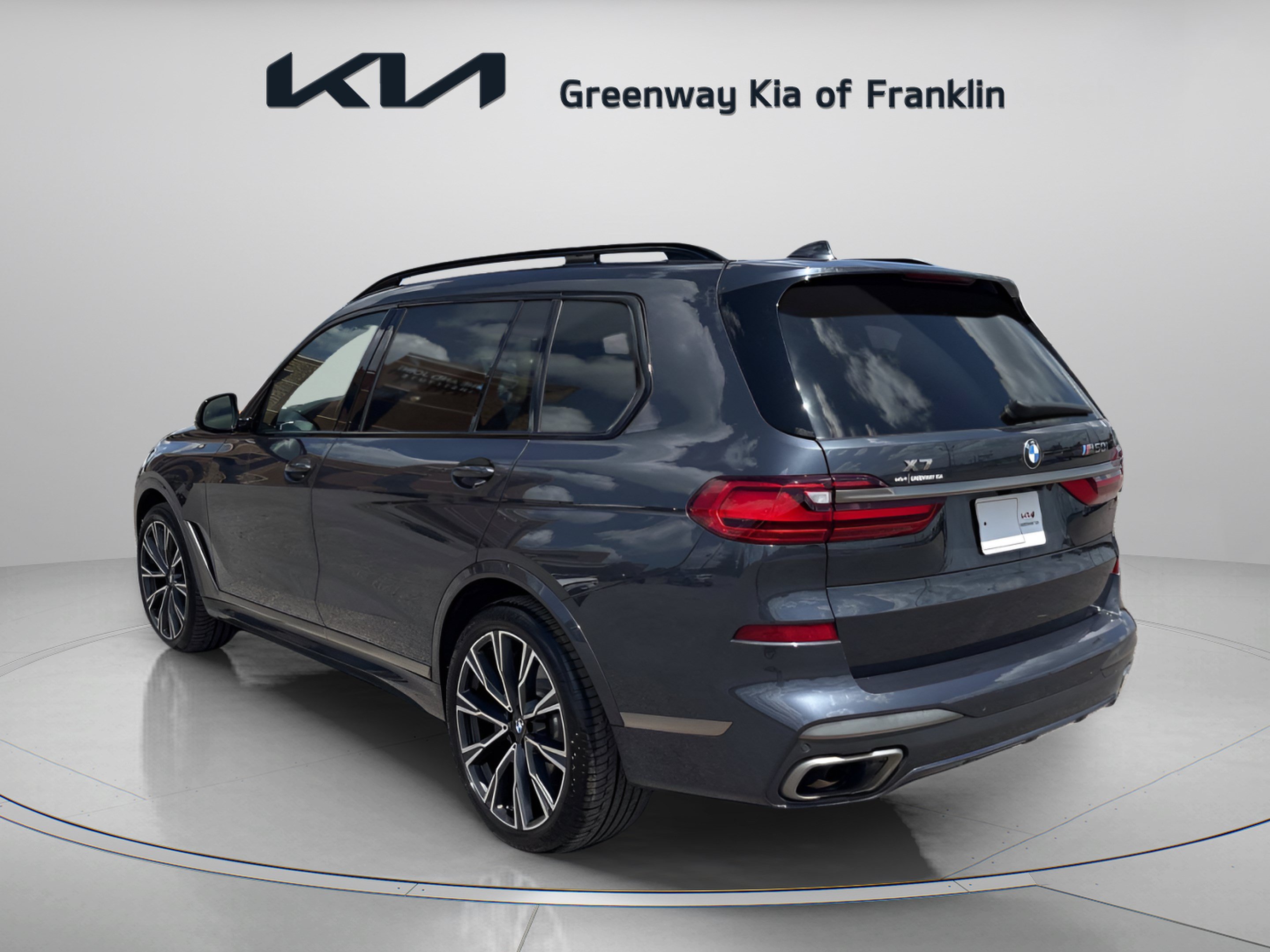 Used 2022 BMW X7 M50i AWD/4WD image 5