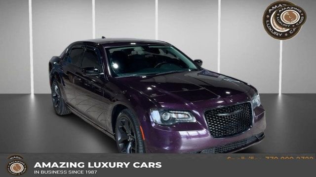 Used 2021 Chrysler 300 Touring w/ Sport Appearance Package image 1