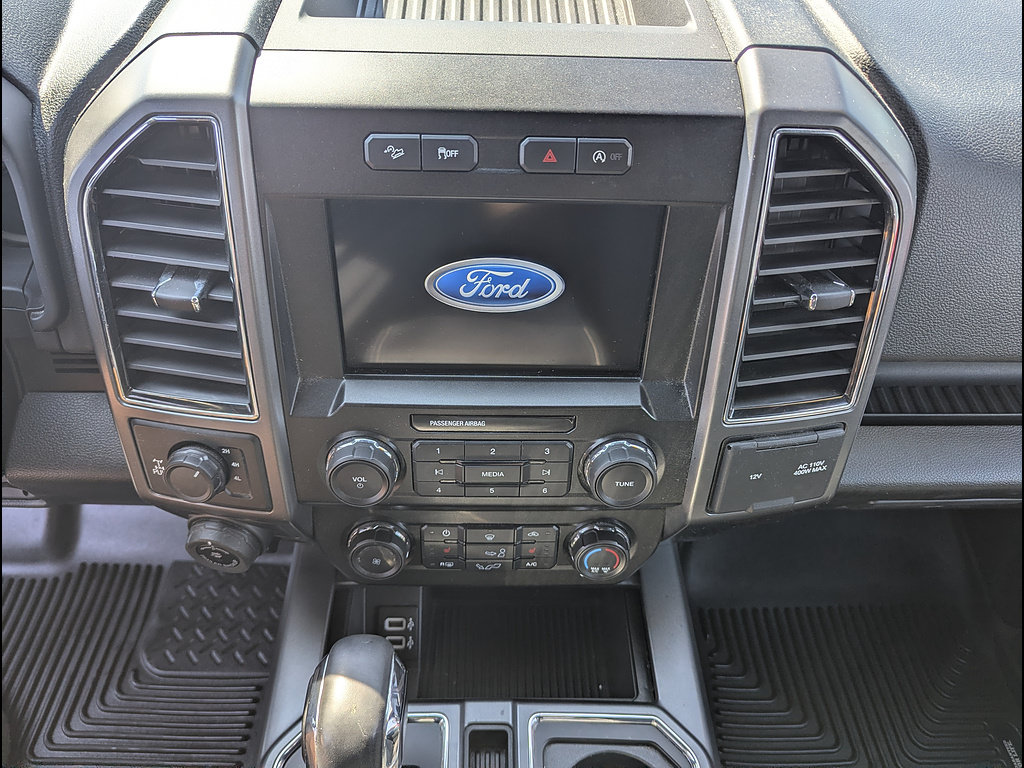 Used 2019 Ford F150 XLT w/ Equipment Group 302A Luxury AWD/4WD image 29