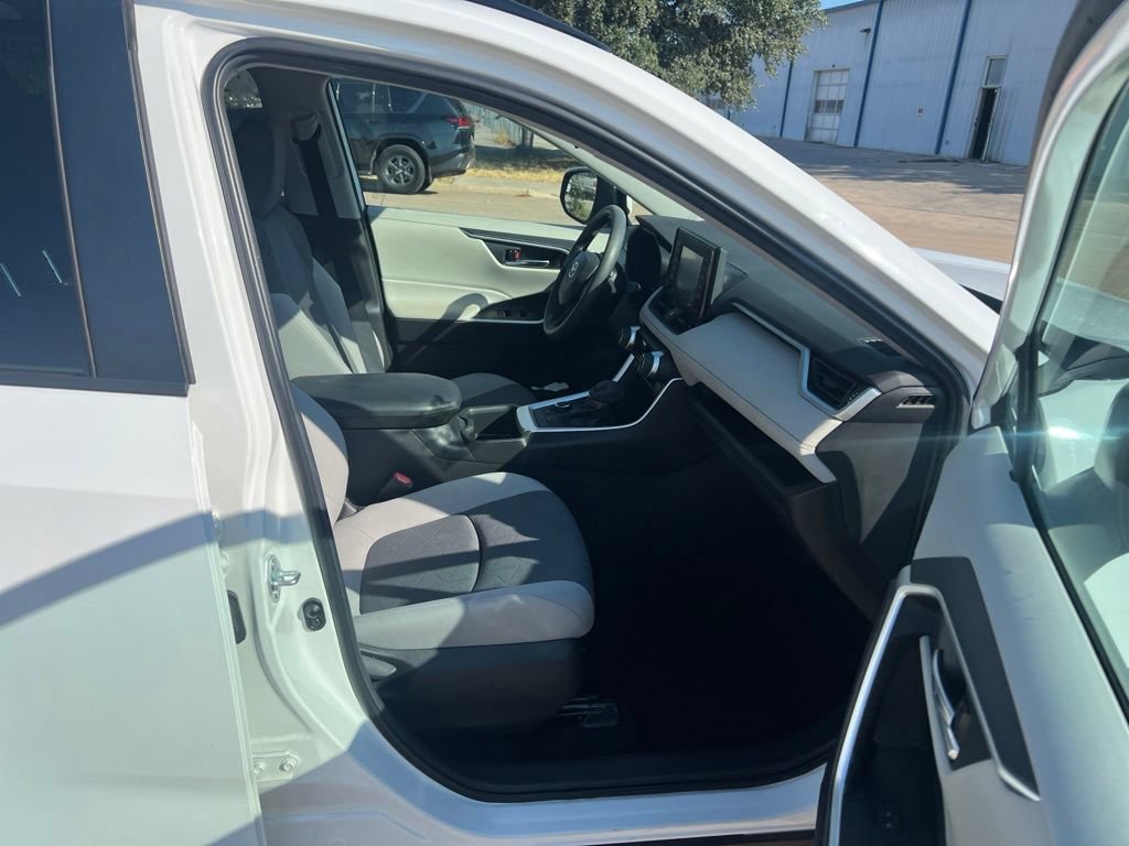 Used 2022 Toyota RAV4 XLE w/ Convenience Package AWD/4WD image 21