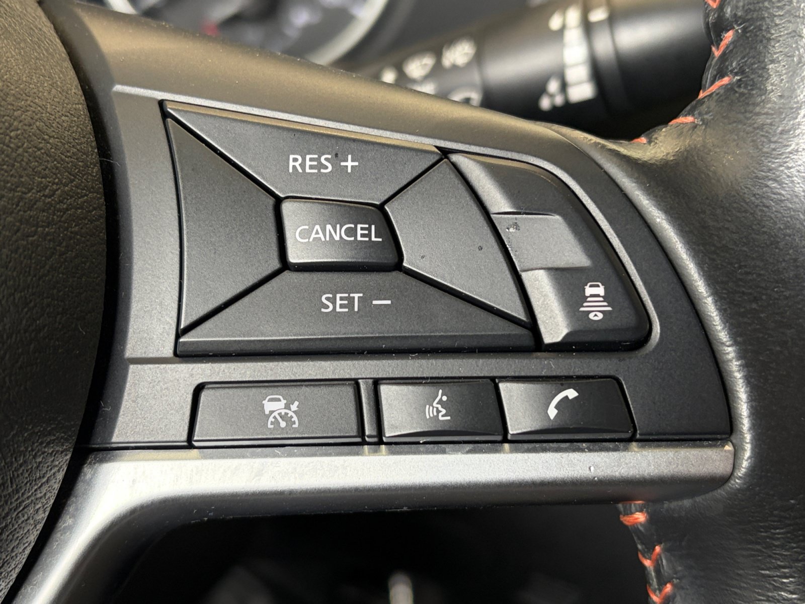 Used 2022 Nissan Sentra SR w/ Electronics Package FWD image 18
