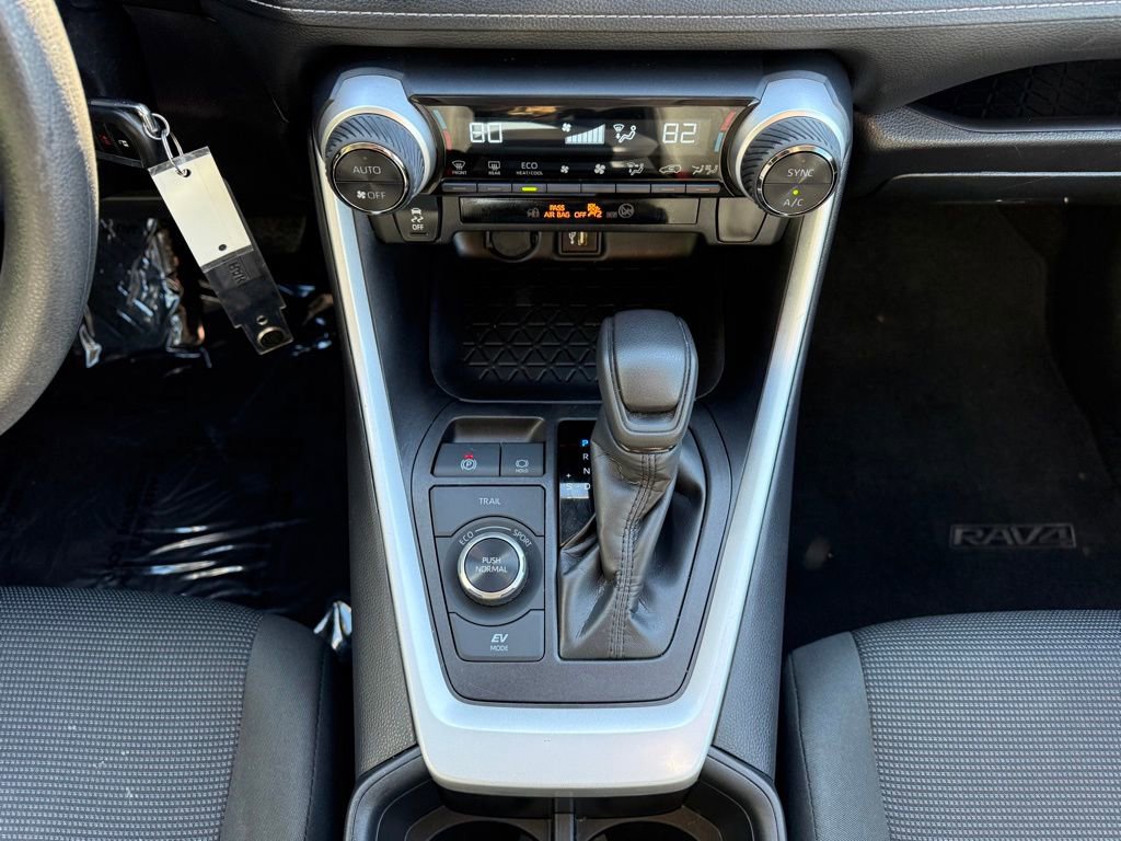 Certified 2024 Toyota RAV4 LE image 20