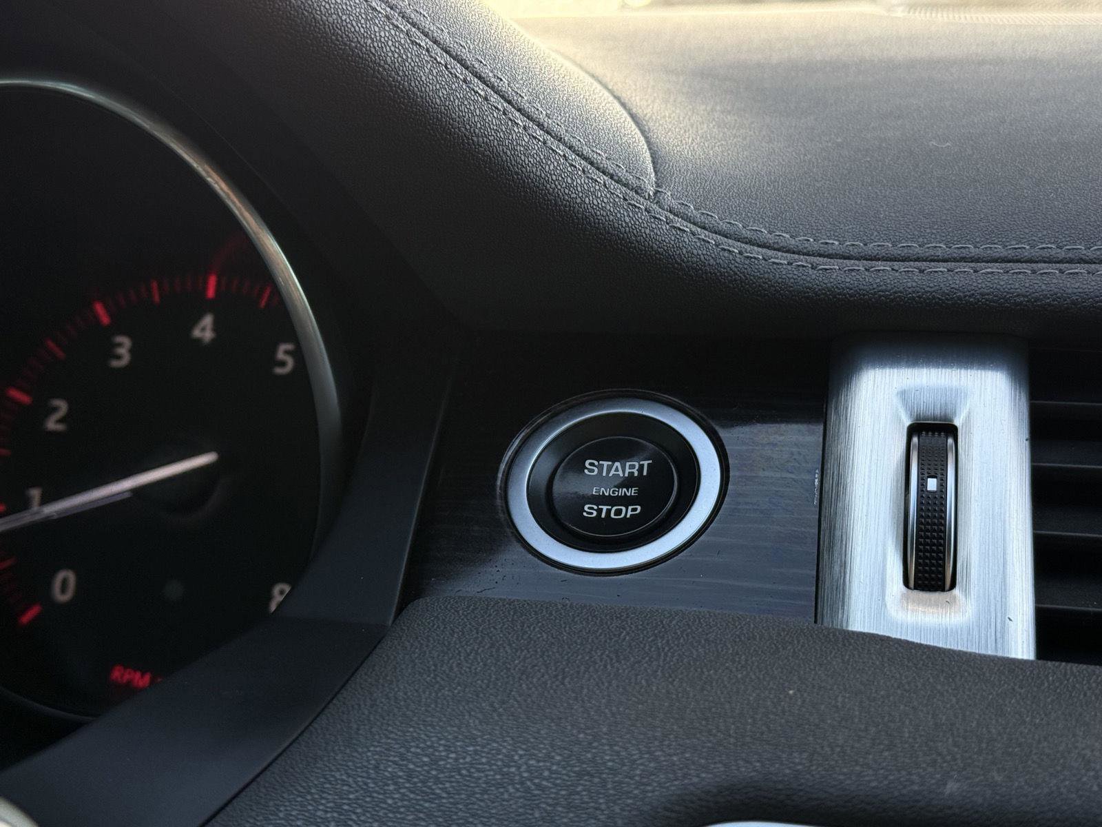 Used 2017 Land Rover Range Rover Evoque HSE Dynamic image 18