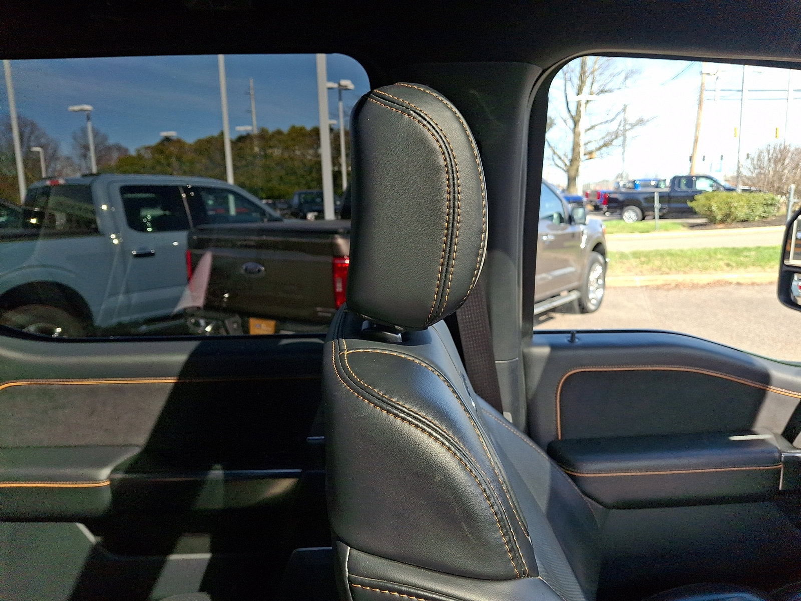 Certified 2024 Ford F450 Platinum w/ FX4 Off-Road Package image 12