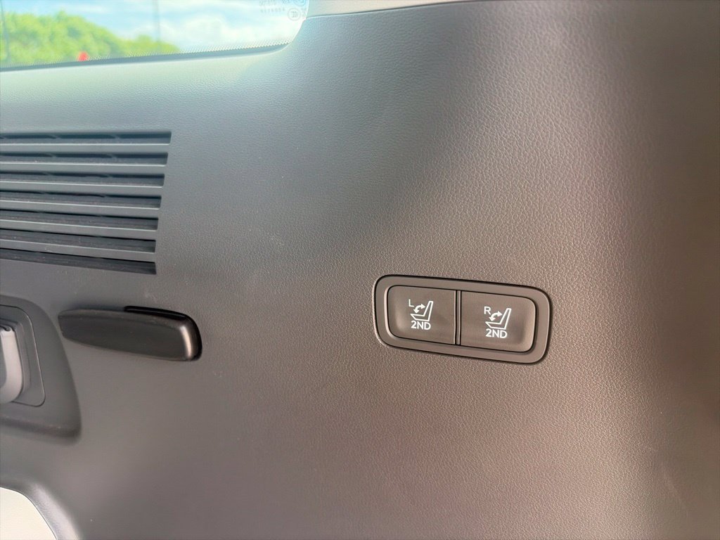 Used 2024 Hyundai Santa Fe Calligraphy AWD/4WD image 14
