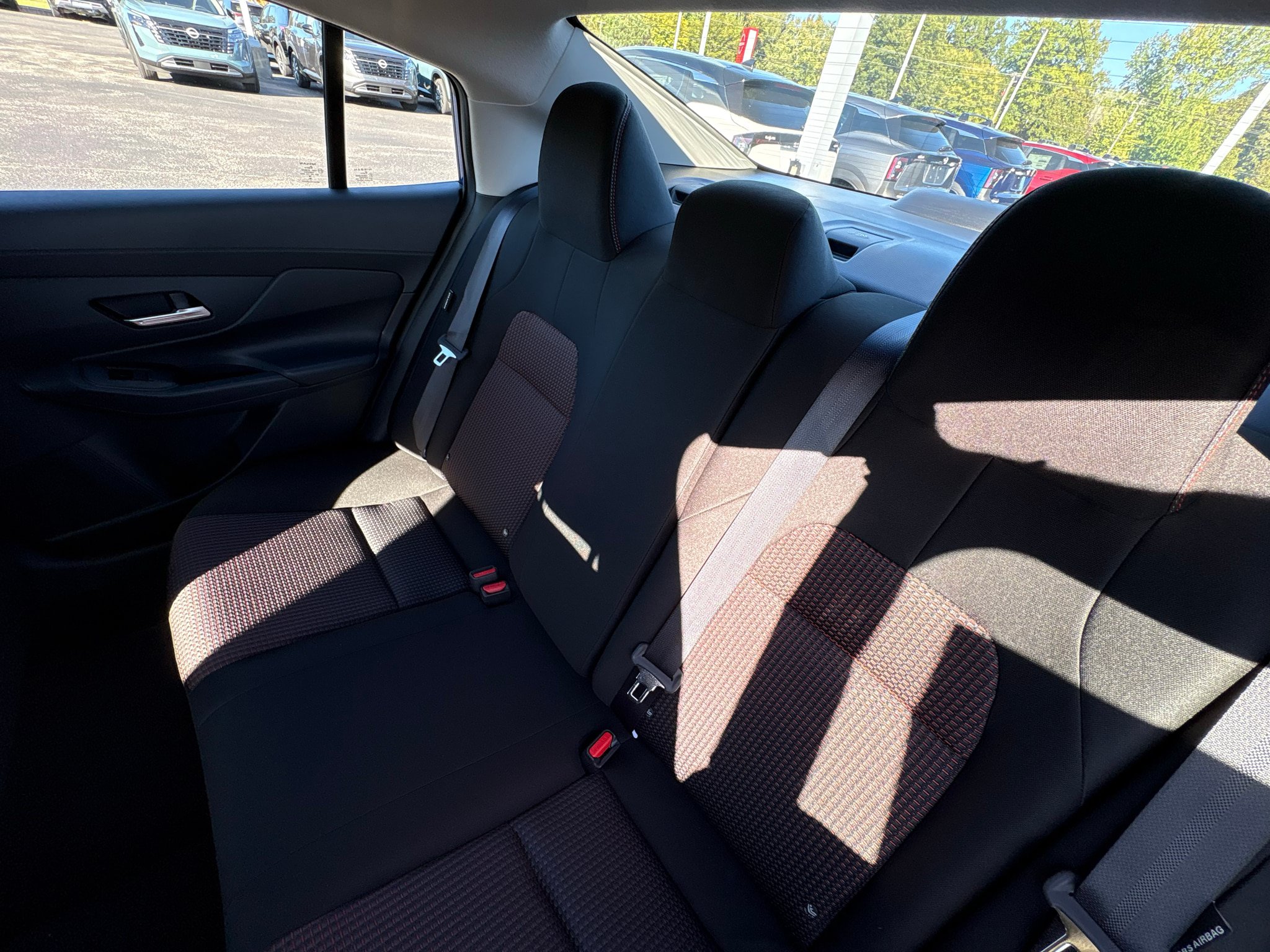 New 2027 Nissan Sentra SR w/ Floor Mat Package FWD image 19