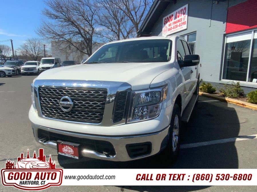 Used 2018 Nissan Titan SV AWD/4WD image 1
