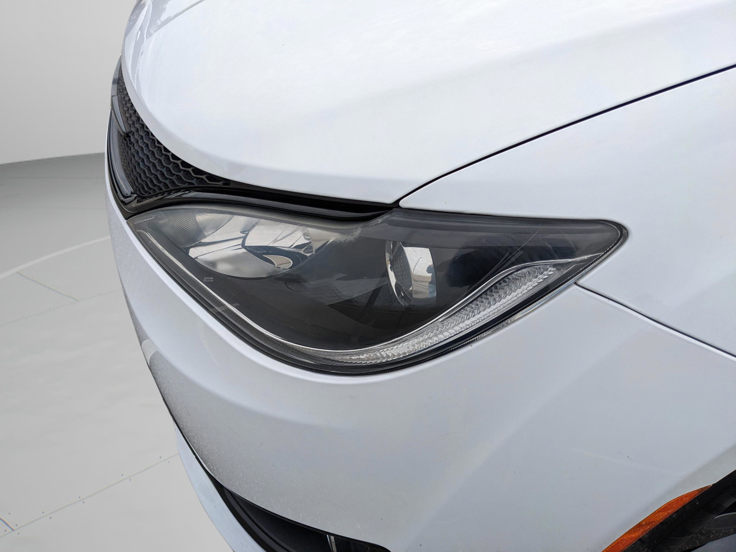 Used 2019 Chrysler Pacifica Touring Plus w/ S Appearance Package image 11