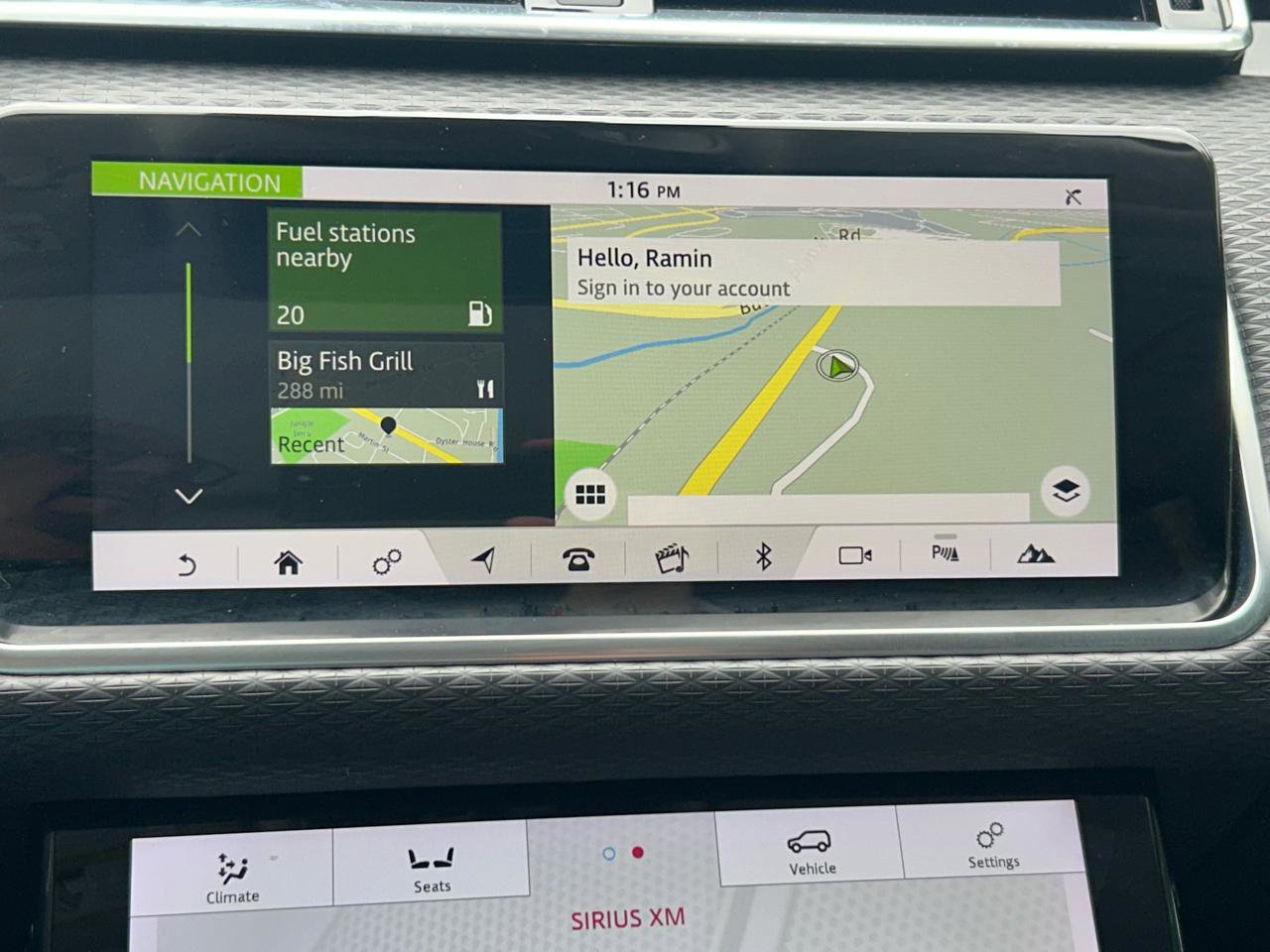 Used 2020 Land Rover Range Rover Velar S AWD/4WD image 17