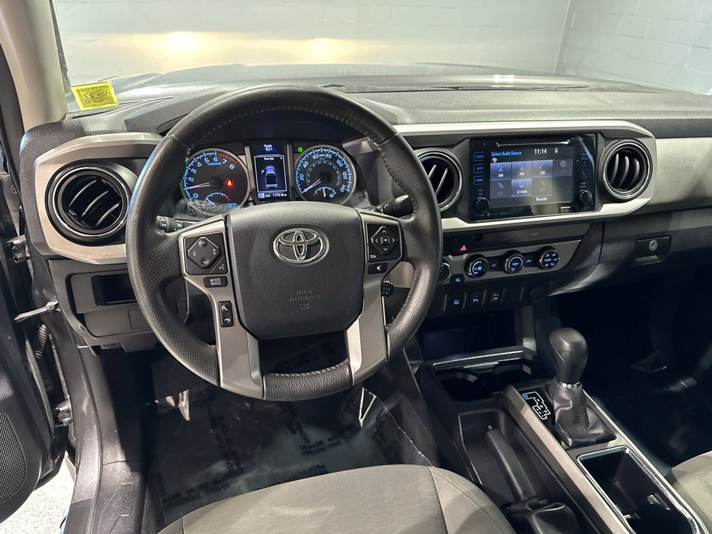 Used 2017 Toyota Tacoma SR5 w/ Tow Package AWD/4WD image 9