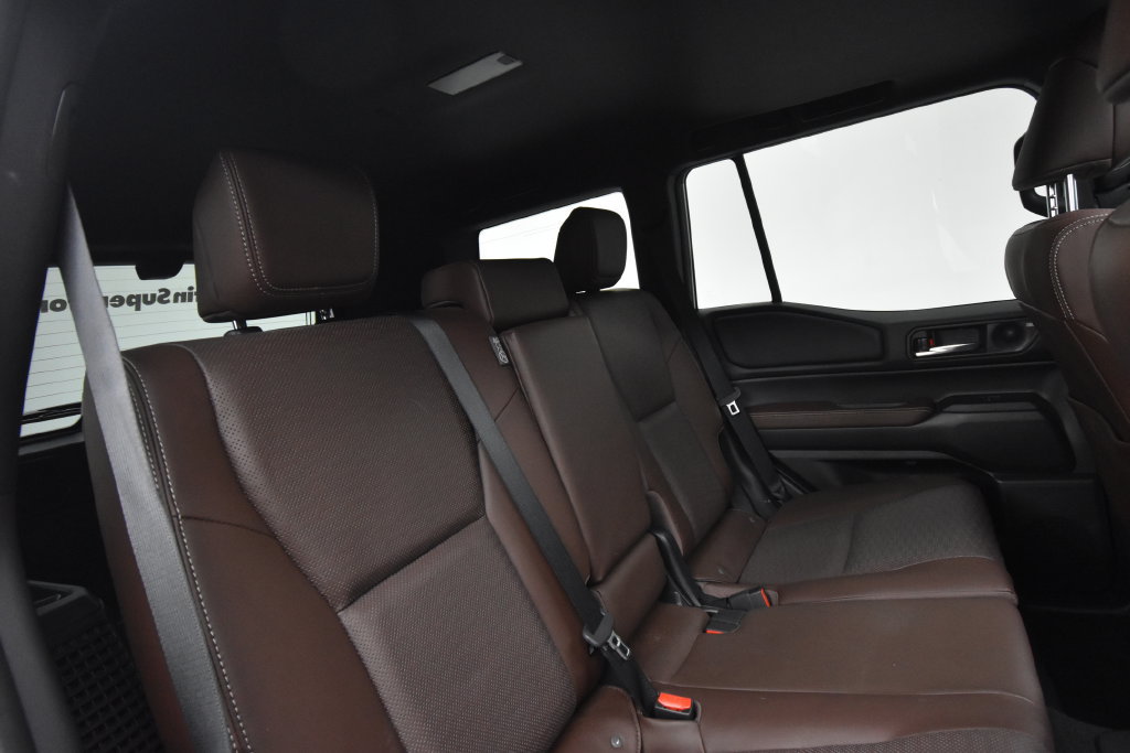 Used 2025 Toyota Land Cruiser w/ Premium Package AWD/4WD image 19