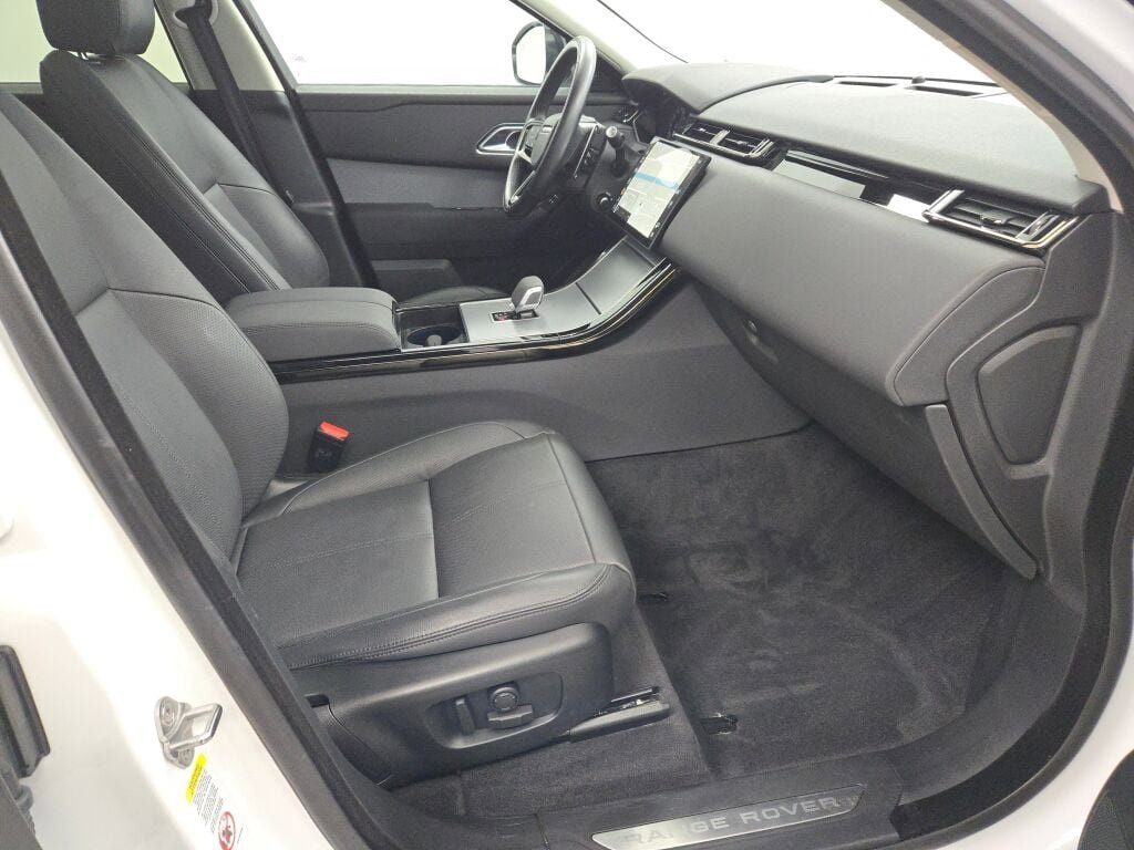 Used 2024 Land Rover Range Rover Velar S image 7