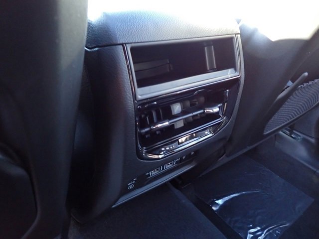 New 2025 Jeep Grand Cherokee Overland w/ Adv Protech Group III image 16